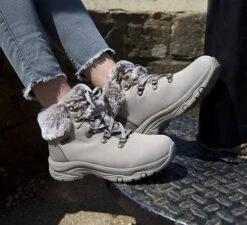 Skechers Trego Falls Finest -Simplyfeet Store broadway tower skechers trego finest taupe 5