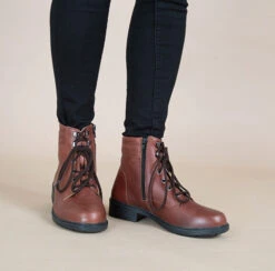 DB Shoes Reef 9 DB Shoes Reef -Simplyfeet Store db shoes reef chestnut 008