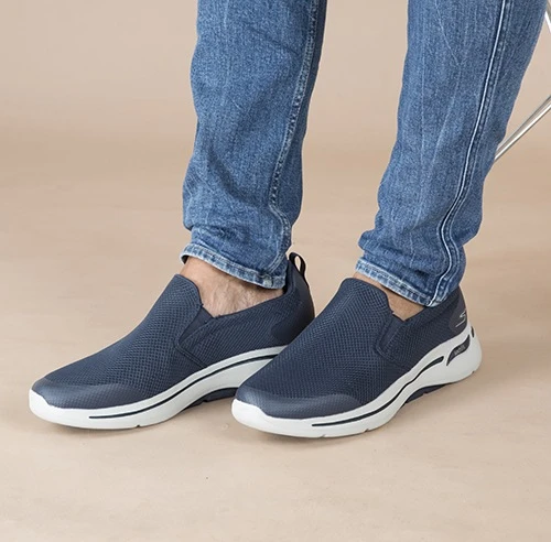 Skechers Go Walk Arch Fit Togpath 7 Skechers Go Walk Arch Fit Togpath - Image 5