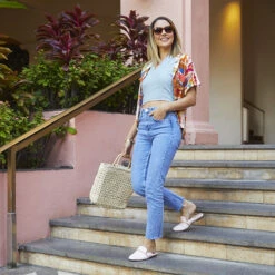 Vionic South Seraphina -Simplyfeet Store ss22 seraphina cloud pink 650 h9689l1650 lifestyle 6 7