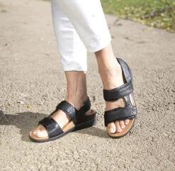 Strive Aruba 17 Strive Aruba -Simplyfeet Store strive aruba black st james lake 6 6