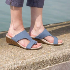 Vionic Park Regina -Simplyfeet Store vionic park regina 8 4