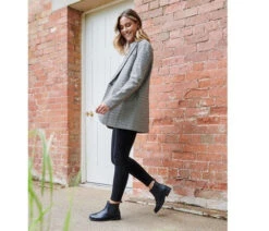 Strive Windsor Chelsea Boot -Simplyfeet Store windsor black lifestyle